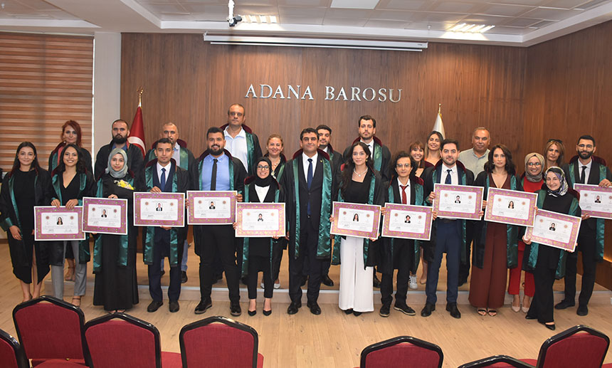 Adana Barosunda 15 Avukat Mesleğe Adım Attı