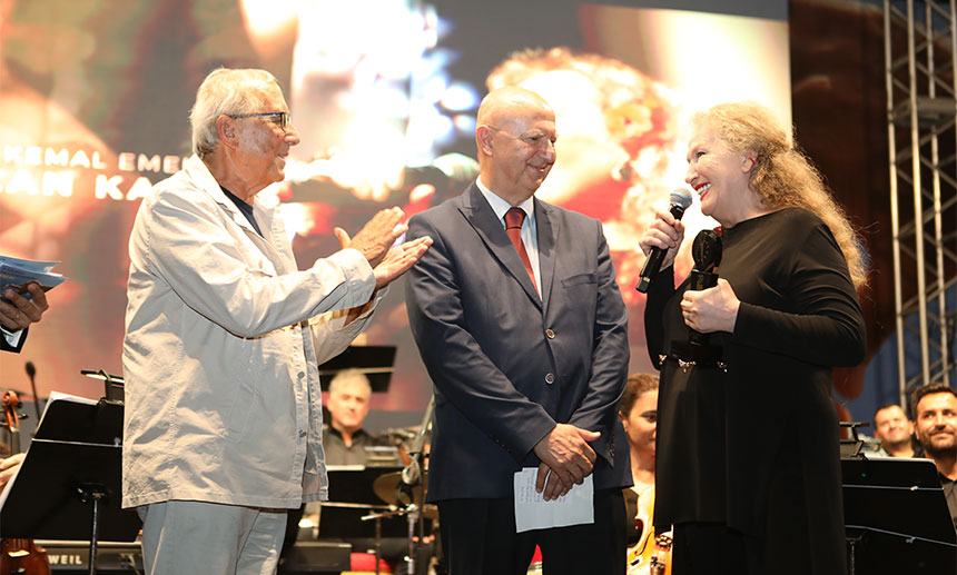 Uluslararası Adana Altın Koza Film Festivali Emek Ödülleri verildi