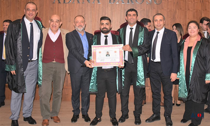 Adana Barosunda 18 Avukat Mesleğe Adım Attı