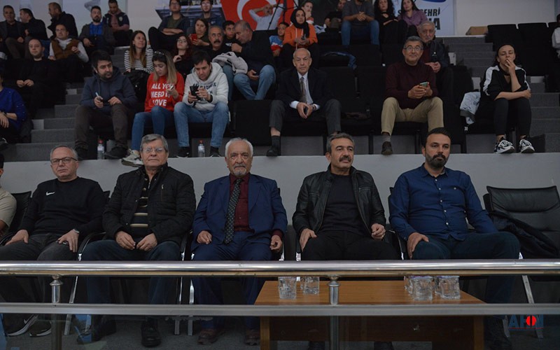 Çukurova Belediyespor Voleybolda Set Vermedi: 3-0
