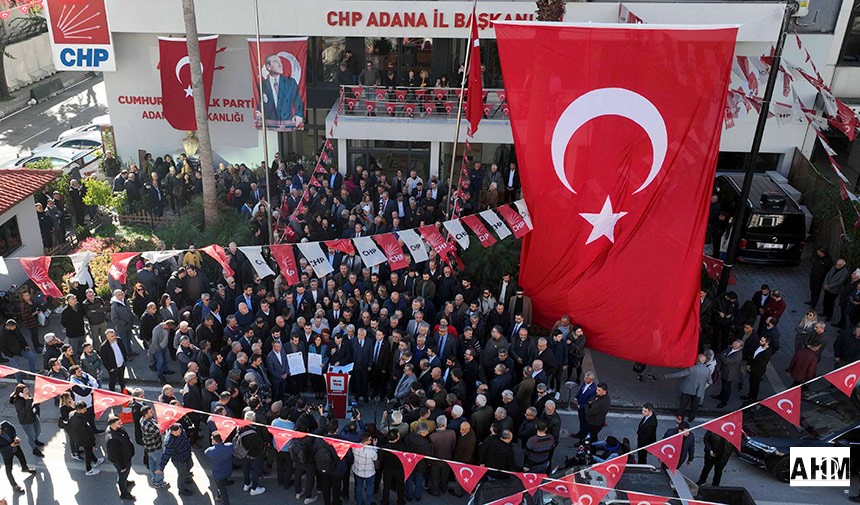 CHP'lilerden Miting Gibi "Teröre Lanet" Toplantısı