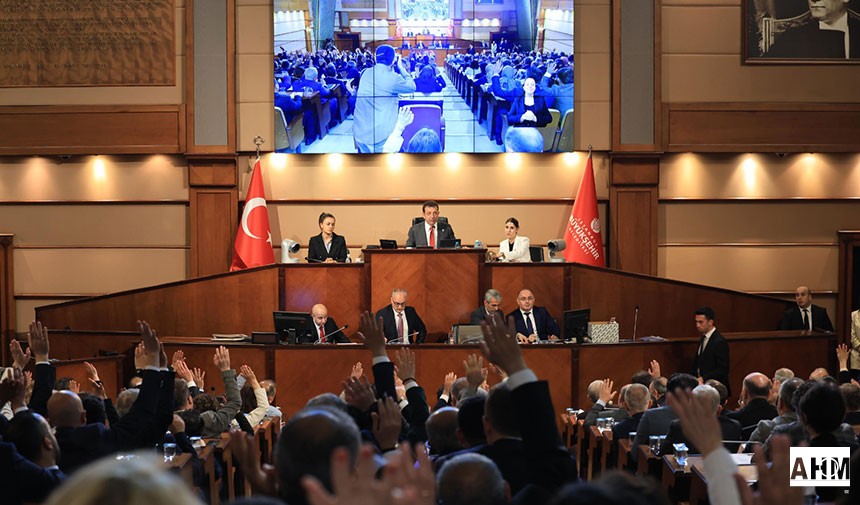 İBB Meclisi Ekrem İmamoğlu Başkanlığında Toplandı