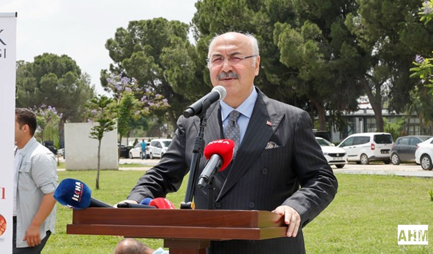 Adana Valisi Yavuz Selim Köşger