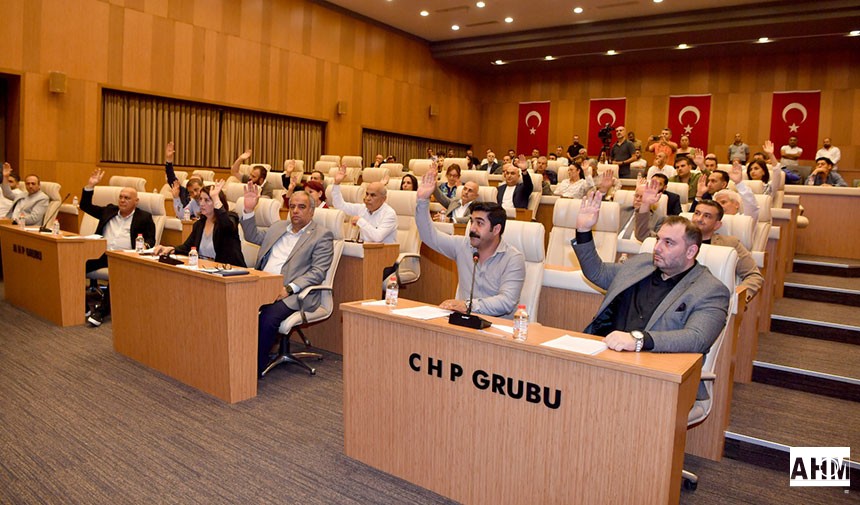 Çukurova Belediye Meclisinde tüm kararlar oy birliğiyle alındı