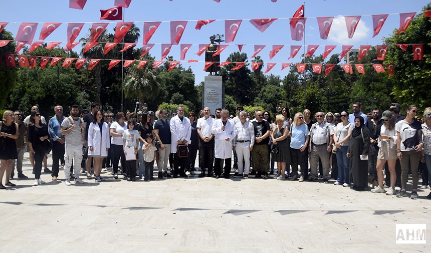 Veteriner Hekimler ve Hayvanseverler Atatürk parkında buluştu