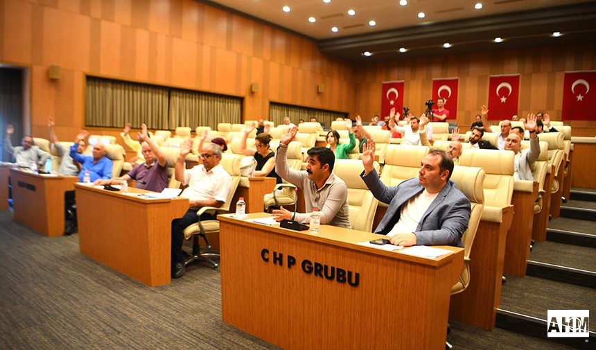 Çukurova Belediye Meclisinde Kararlar oy birliğiyle alındı