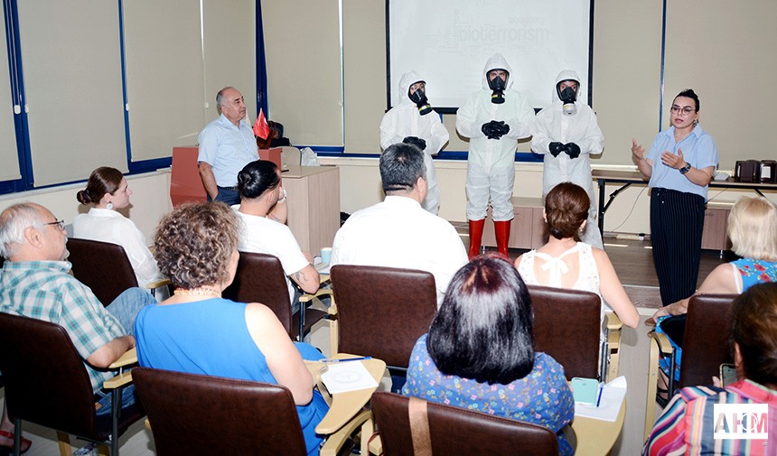 Eczacı Odası Üyelerine KBRN Eğitimi Verildi