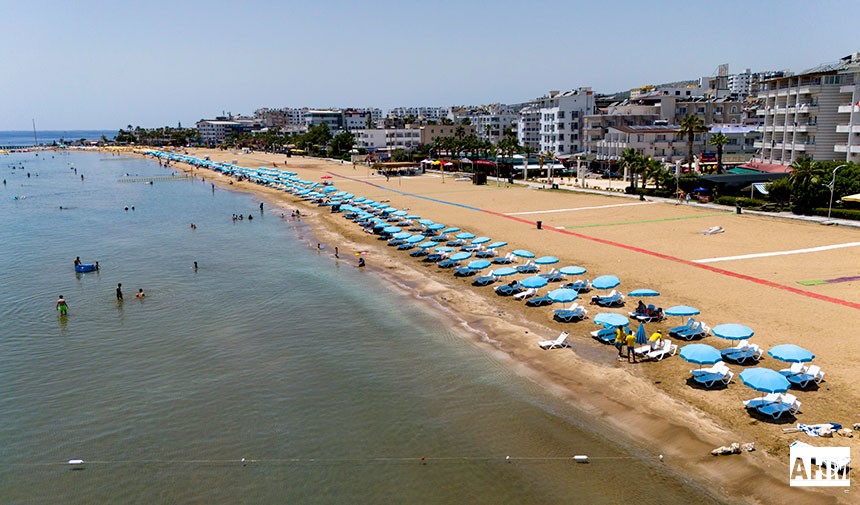 Mersin Büyükşehir Belediyesi plajlardaki sezon hazırlıkları tamamlandı.