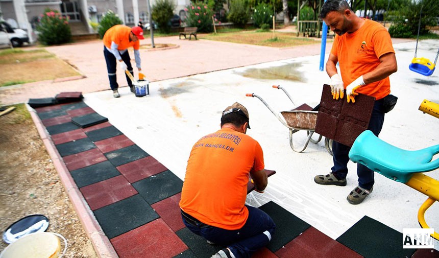 Çukurova Belediyesi Parkları Yeniliyor: Başkan Kozay'dan "Çocuk" Hassasiyeti!