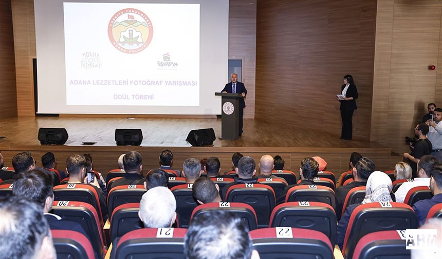 Lezzet Festivalinin Ardında Vali Köşger'den Plaket Aldılar