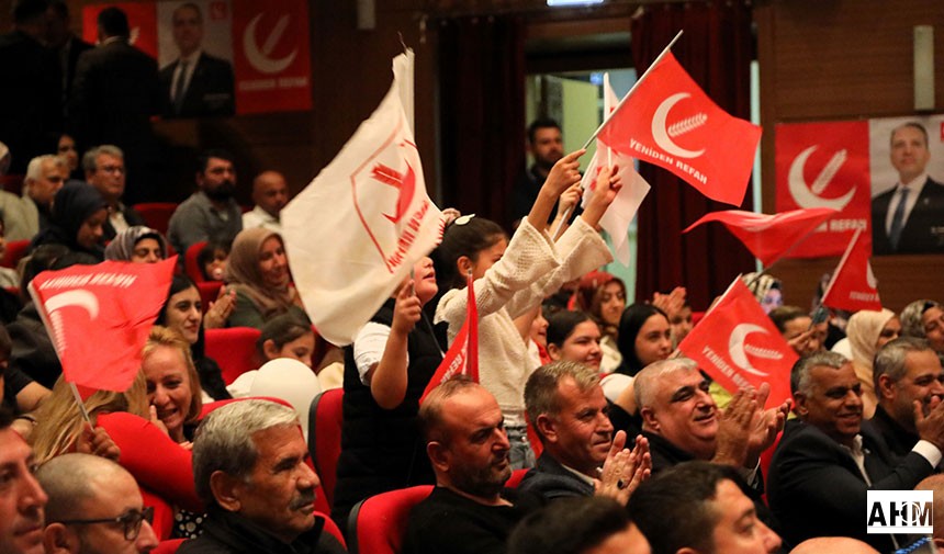 Yeniden Refah Partisinden Yüzlerce Katılımcıyla Ceyhan’da Tarihi Buluşma