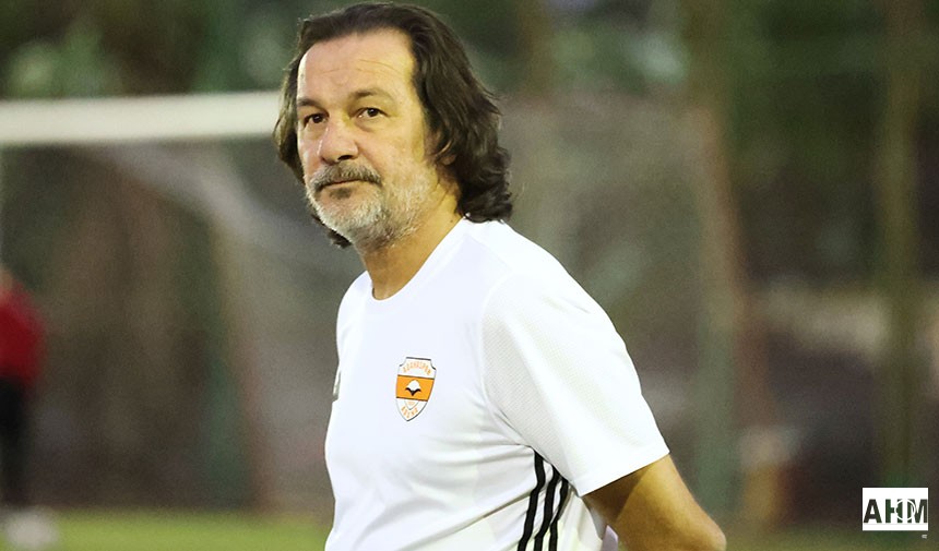 Adanaspor Teknik Direktörü Yusuf Şimşek