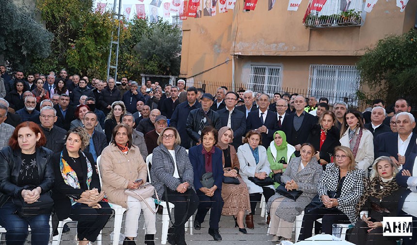 Çukurova'da "MHP" İzdihamı; Yeni İlçe Başkanı Mehmet Şahin'e Miting Gibi Tanıtım