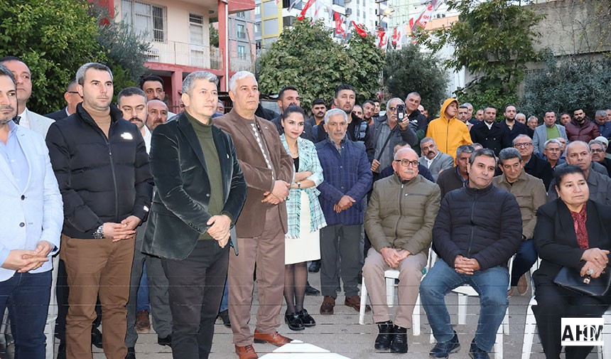 Çukurova'da "MHP" İzdihamı; Yeni İlçe Başkanı Mehmet Şahin'e Miting Gibi Tanıtım