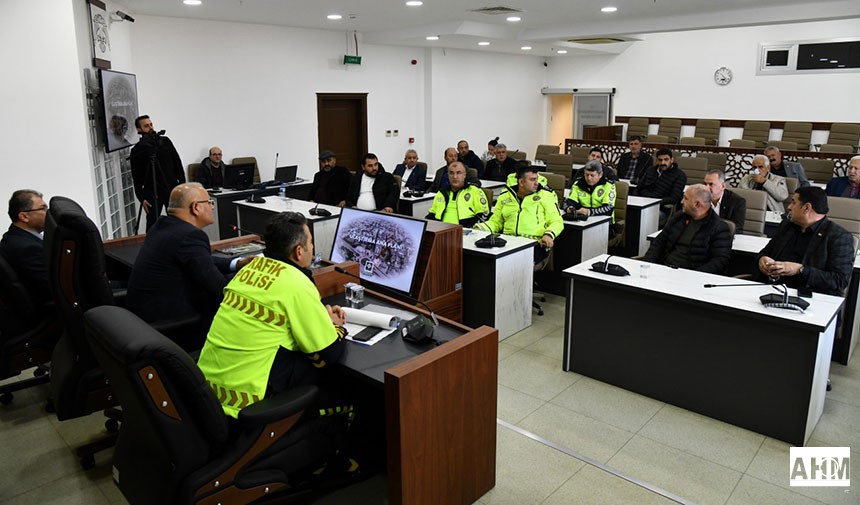 Osmaniye'de Ulaşım Sorunlarının Aşılması İçin Çalıştay Yapıldı