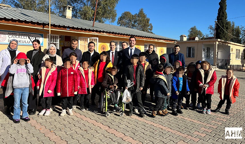 Adana Birlik Vakfı, Genç Birlik'ten Çocuklara Bot ve Mont Desteği