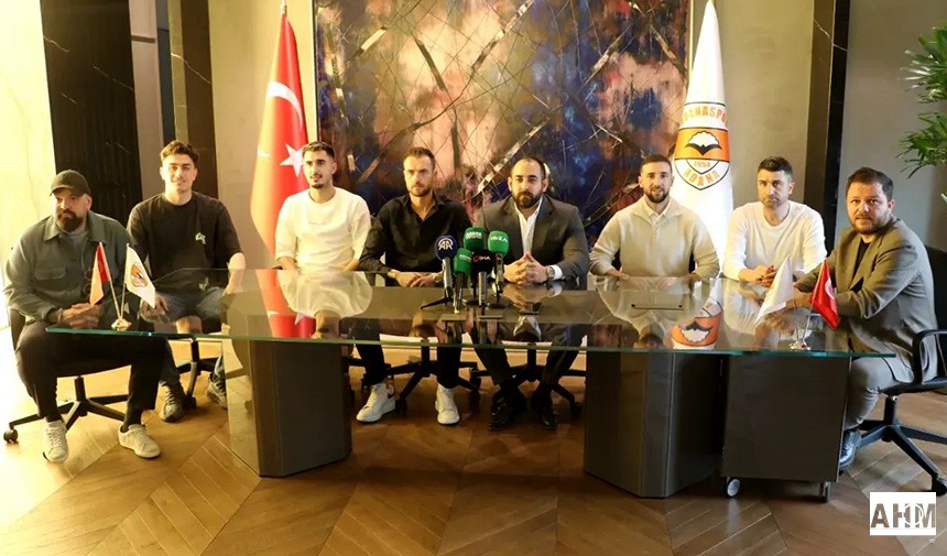 Adanaspor'da 3+1 Transfer! 4 Tecrübeli Futbolcu İmza Attı