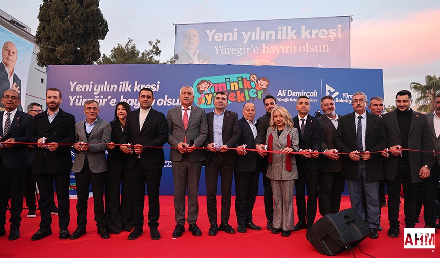 Yüreğir Belediyesi "Minik Yürekler" Kreşini Açtı