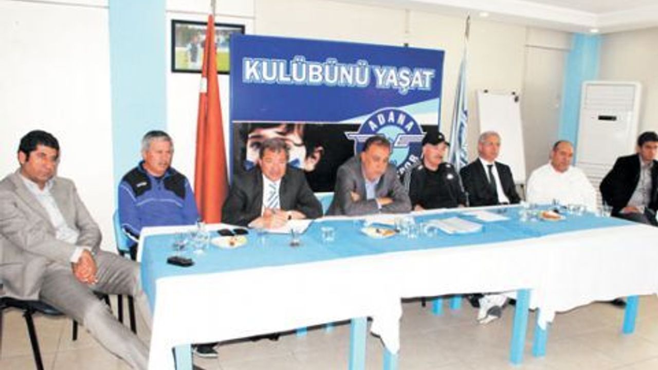 Demirspor'da mali sorun geçici olarak çözüldü