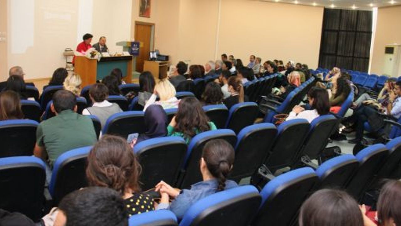 Özmen, “Söz Dizimi” Çalıştayıyla Uğurlandı