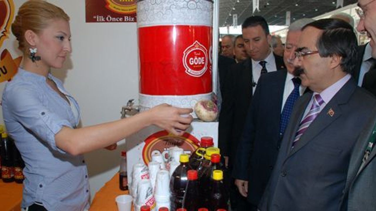 Vali Coş'tan Tarık Göde Şam Suyu'na tam not