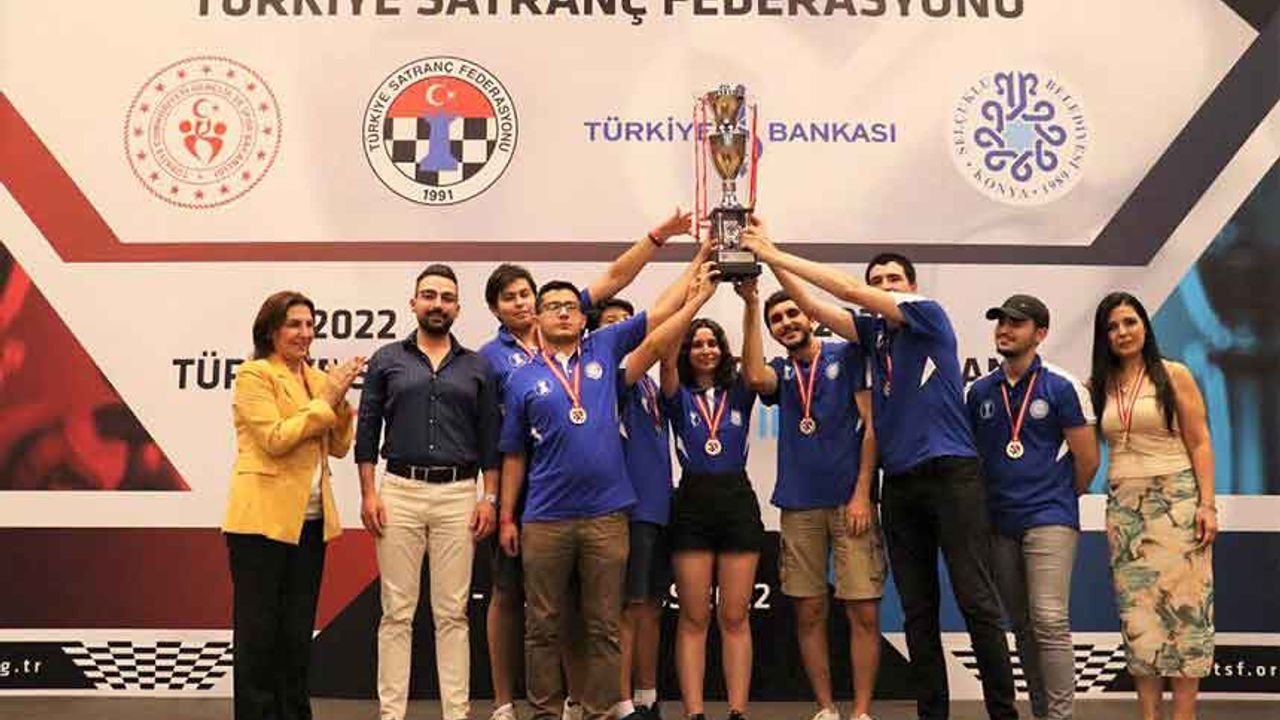 Seyhan Belediyesi Satranç Takımı 1. Lige Yükseldi