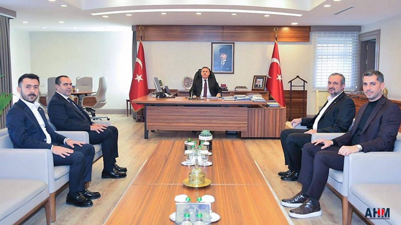 MÜSİAD Şube Başkanı ve Yönetiminden Vali Elban'a Ziyaret