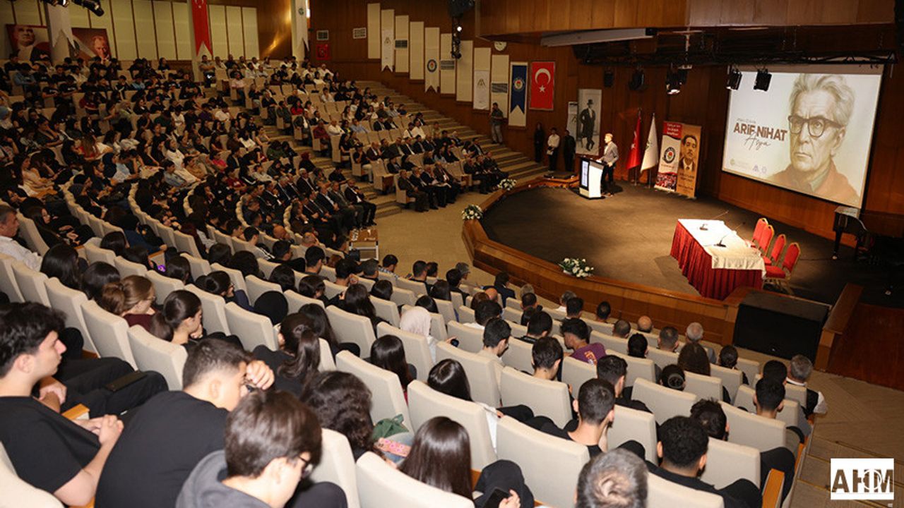 50. Yılında “Bayrak Şairi” Arif Nihat Asya Çukurova Üniversitesinde Anıldı