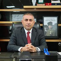 Özel