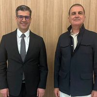 Özel