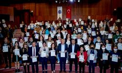 CHP'li Tekin'den AK Parti'ye "Aile Destek Programı" Eleştirisi