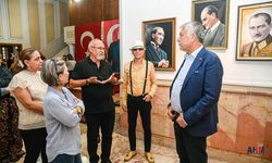 184 Atatürk Portresi 75. Yıl Sanat Galerisi’nde Sergileniyor