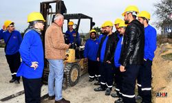 Adana ESOB’dan iş makinaları operatörlük eğitimi
