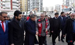 Gelecek Partisi Genel Başkanı Davutoğlu Adana'daydı