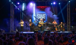 Yeni Türkü, Uluslararası Kültür ve Sanat Festivalinde Coşturdu