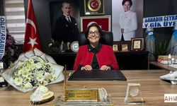 Azime Kocacık "Bağımsızlığın temelleri Adana'da atıldı"
