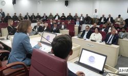 Seyhan Belediye Meclisi İmar Komisyonuna “Liyakatli” İsimler