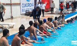 Çukurova'da Ücretsiz Yüzme Kursları Başladı