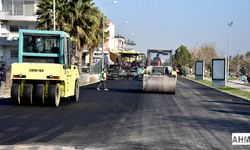 Ceyhan’da Yaz-Kış Asfalt Çalışmaları Sürüyor