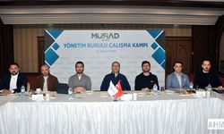 MÜSİAD Adana’da ‘Çalışma Kampı’ Etkinliği