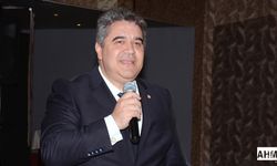 ADEO, Yarım Asırlık Eczacılara Plaket Verdi