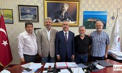 Karataş Belediye Başkanı Karataş’tan Güney Eğitim Vakfı’na Teşekkür