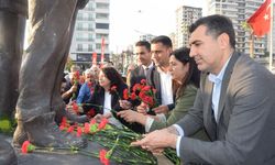 CHP Adana Teşkilatından "Üç Fidan" Anmasına Katılım