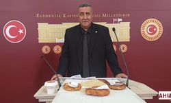Gürer “Pastanede Simit 45 TL, Tablacı Da simit 15TL”
