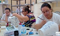 Seyhan Sanat Evi’nde Kadın Eli: El Emeği Sanatla Buluşuyor
