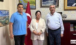 Seyhan Belediye Başkanı Akkan, Karataş'ı Ziyaret Etti