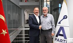 Adana’da Siyasi Sürpriz: Gizzik Duran’ın Torunu Anahtar Parti’de