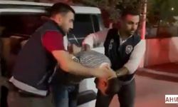 Adana Valiliği’nden Açıklama: Trafiği Tehlikeye Atan Sürücüye Gözaltı ve Para Cezası