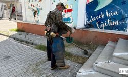 Karataş Belediyesi’nden Okullar İçin Temizlik Çalışması