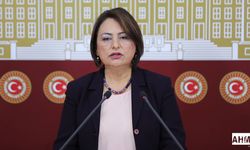 Müzeyyen Şevkin “Devlet Yurtları Yetersiz, Özel Öğrenci Yurtları Artıyor”